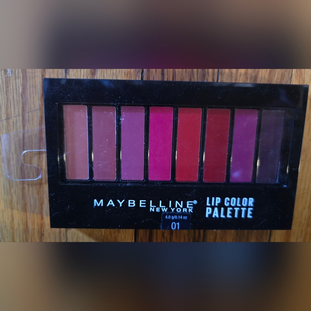 Maybelline Lip Color Palette - Pink & Red Shades